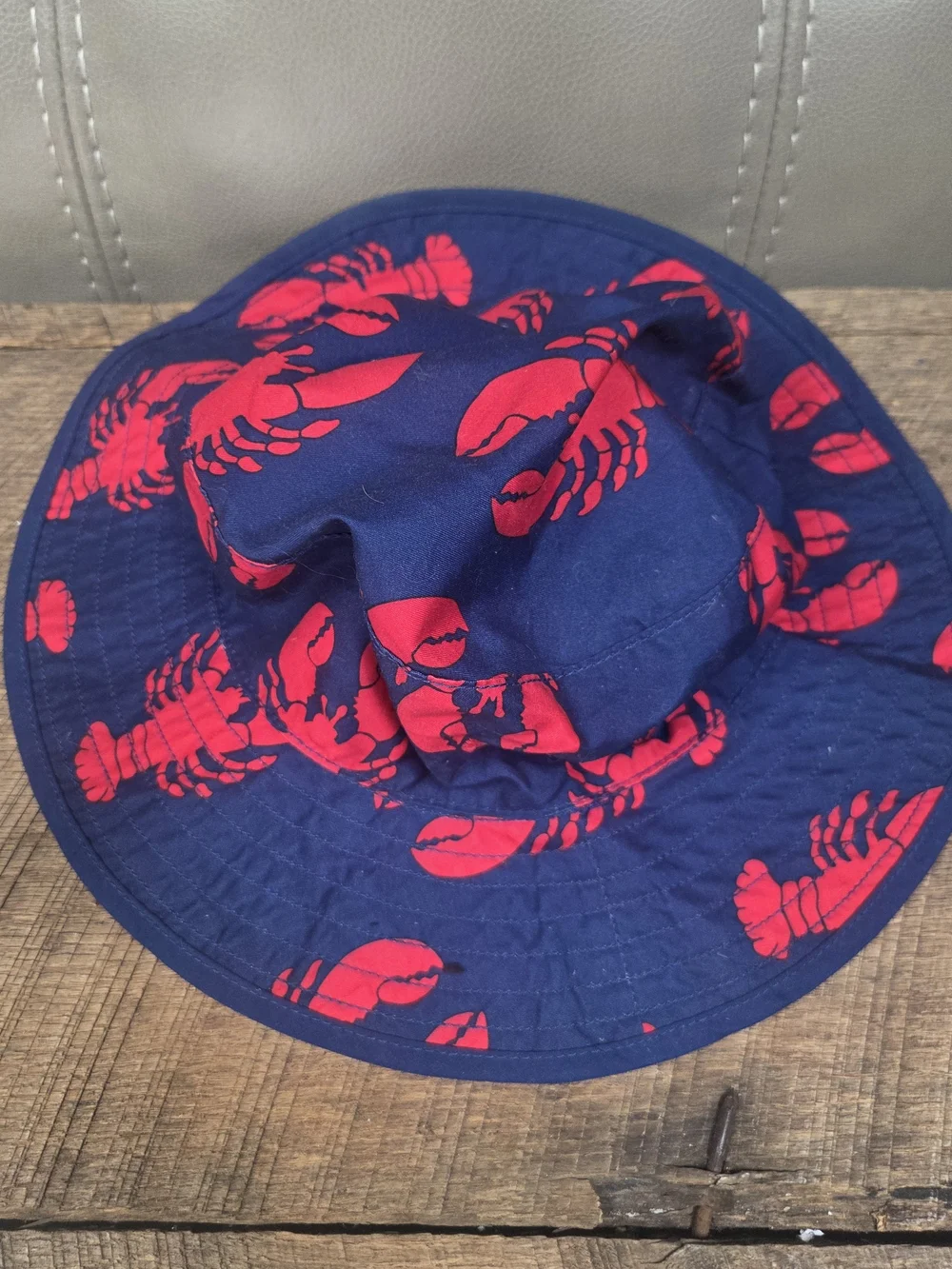 Kids Gymboree Navy Bucket Hat with Red Lobster Print Sz L ~ Bin 1L